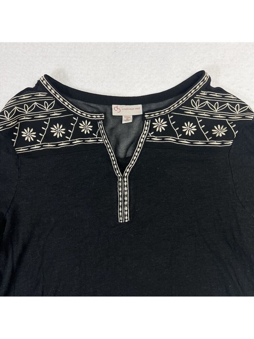 CB Established 1962 Womans Top 3/4 Sleeves Boho Black Shirt Embroidered Peasant - Picture 4 of 13